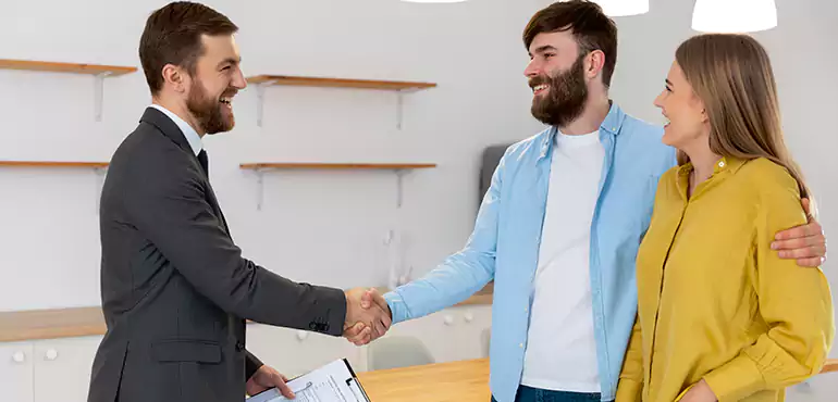 Why Choose Peoria Heights Home Buyers to Sell Your Condo Fast in Peoria Heights, IL?