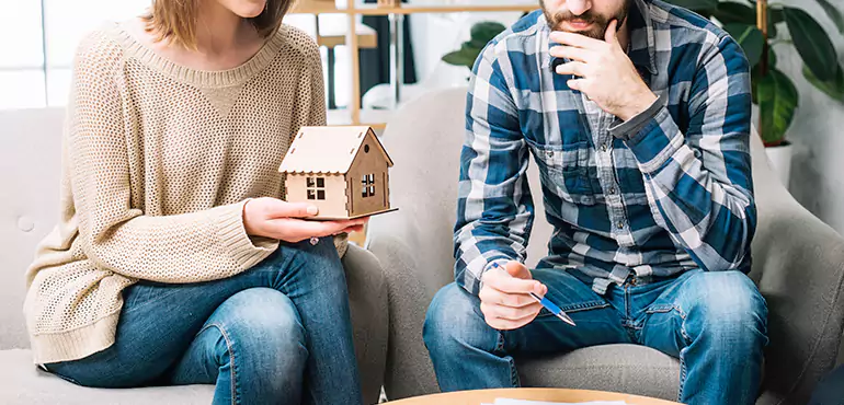 Why Sell Your House During Divorce in Illinois, IL?