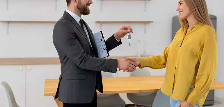 Why Sell Your House With Tenants for Cash in Illinois, IL?
