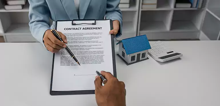 Why Sell Your Wholesale Assignment Contract to Us in Peoria Heights, IL?