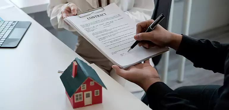 Types of Properties We Buy via Assignment in Peoria Heights, IL